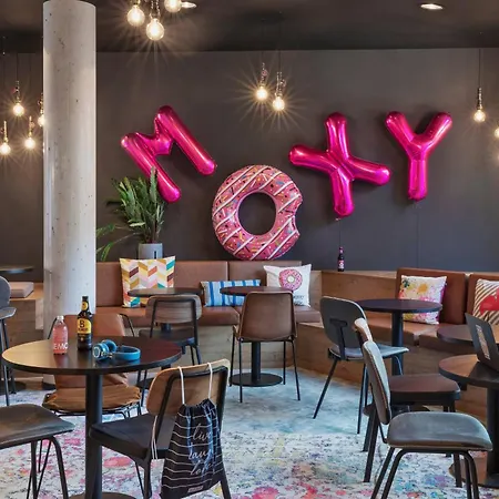 Moxy Hamburg Altona