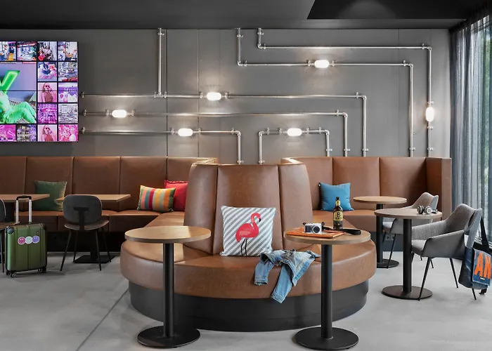 Moxy Altona 3*