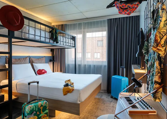 Moxy Altona 3*