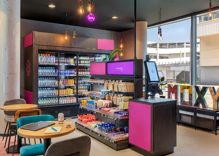 Moxy Altona