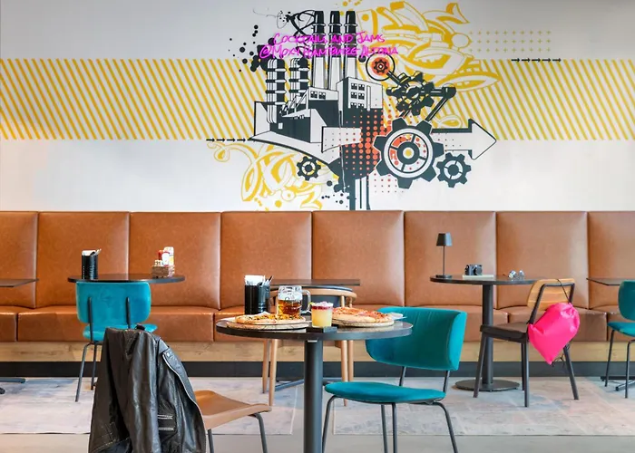 Moxy Altona 3*