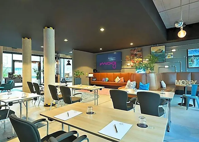 Moxy Altona Hotel